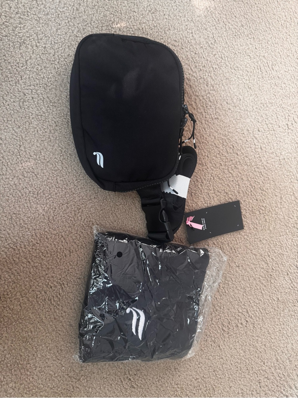Fabletics Set - Picture 2 of 5